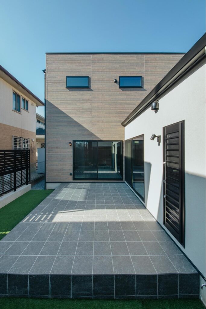 MIOSがテラス・バルコニーデザインした施工事例写真